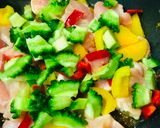 鶏肉とカラフル野菜の炒めもの作り方1写真