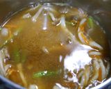 簡単！アスパラしめじのお味噌汁作り方3写真