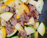 ひき肉とズッキーニのドライカレー風丼ぶり作り方4写真