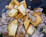 豚バラと厚揚げのコク旨♡マヨにんにく炒め作り方2写真