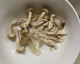 お一人様野菜たっぷり赤味噌レモン味親子丼作り方5写真