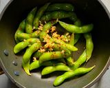 冷凍ゆで枝豆のガーリック焼き作り方5写真