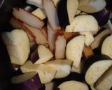 さつま揚げとなすとしめじの炒め物作り方2写真