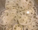 蓮根ガーリックチップス！🧄作り方1写真