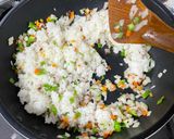 冷蔵庫で硬くなったご飯の救世主焼きメシ‼️作り方3写真