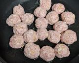 ふわふわ！厚揚げ入りの甘酢肉団子作り方3写真