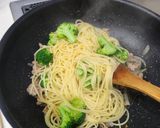 豚挽き肉とブロッコリーのパスタ作り方9写真