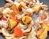 炒めて作る肉じゃがおつまみ作り方12写真