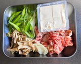 豚肉と舞茸の旨味香る鍋作り方1写真