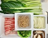 豚バラ肉と小松菜と椎茸と納豆の味噌炒め作り方1写真