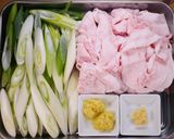 豚肉とトロねぎの♪おかかポン酢炒め😋🍚作り方1写真