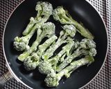 簡単おつまみ☆ブロッコリーの塩唐揚げ。作り方4写真