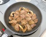 鶏レバーとマッシュルームのバルサミコ炒め作り方5写真