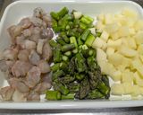 海老とアスパラの彩り丼作り方1写真