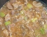 塩麹の牛すじ肉とこんにゃく味噌煮込み作り方4写真