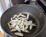 牛スジとナス、ごぼうの味噌コク煮作り方2写真