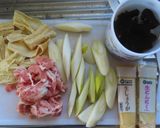 豚肉と棒湯葉と黒木耳の中華風炒めうどん作り方1写真