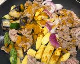 ラム肉とヤングコーンの赤缶カレー炒め作り方4写真