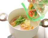 【ジッパー袋で簡単】野菜だし春スープ作り方5写真