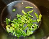 ピーマンのヘタと豆腐の味噌汁作り方2写真