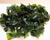 擂りごま香る★鳴門わかめとキノコの白和え作り方3写真