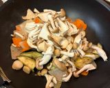 【簡単副菜】白だしできのこと茄子と大根の炒め煮作り方3写真