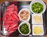 もっちり飴色🤩まぐろの和風酢みそユッケ🍶作り方1写真