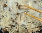 きのことわかめの洋風和え物😻作り方1写真