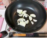 肉味噌消費レシピニラともやしのかた焼そば作り方2写真