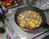 麺つゆでバター風味が食欲そそる肉ジャガ作り方5写真