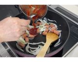 新玉ねぎとウインナーのチャップ炒め★動画作り方8写真