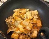 【簡単副菜】厚揚げときのこのガリバタ炒め作り方4写真