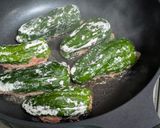 ヘタと種も丸ごと食べるピーマンの肉詰め作り方8写真