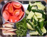 夏野菜の🍅にんにくごま油＆塩昆布和え🤤🥗作り方2写真