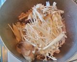 秋はこれ🐓🍄‍🟫きのこたっぷりの鶏汁作り方4写真