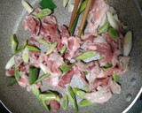 簡単　葉にんにくと豚こまのゴマ油醤油炒め作り方3写真