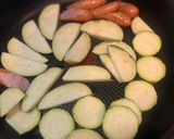夏野菜とウインナーのハニケチャチーズ焼き作り方2写真