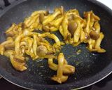 カレー香る♪しめじとふんわり卵の炒めもの作り方4写真