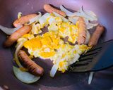 簡単！朝食にもふんわり卵とウインナー玉葱作り方3写真