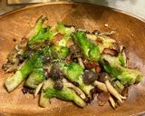 蕾菜とベーコンのペペロンチーノ風作り方4写真