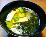 簡単美味しい　つまみ海苔のお味噌汁　薄揚げ、長葱作り方3写真