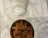 速攻！味付けモツと玉ねぎの炒め物！作り方1写真
