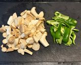 副菜に♩エリンギとピーマンのソテー作り方1写真