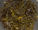 生メカブと鰹節の旨味噌汁作り方1写真