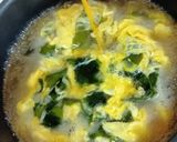 簡単❣ ふわふわ卵わかめスープ作り方3写真