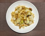 キャベツと椎茸の味噌炒め😃作り方2写真