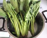 ほうれん草と卵のお吸い物作り方3写真