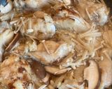 たっぷりきのこと手羽元の塩麹焼き作り方8写真