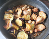 鶏もも肉と茄子ときのこの中華風炒め作り方13写真