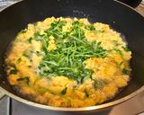 台湾家庭料理*豆苗と塩玉子のスープ作り方3写真